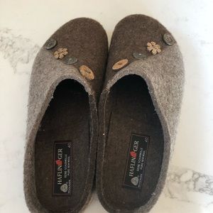 Haflinger Eva Button German clog